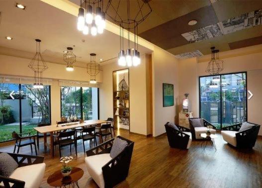 Escent Condominium Chiang Mai Extérieur photo